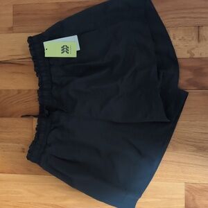 4 for $20🏷️ All In Motion High Rise Shorts